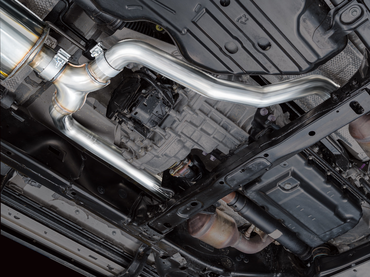 AWE 0FG Exhaust for the Lexus GX 550