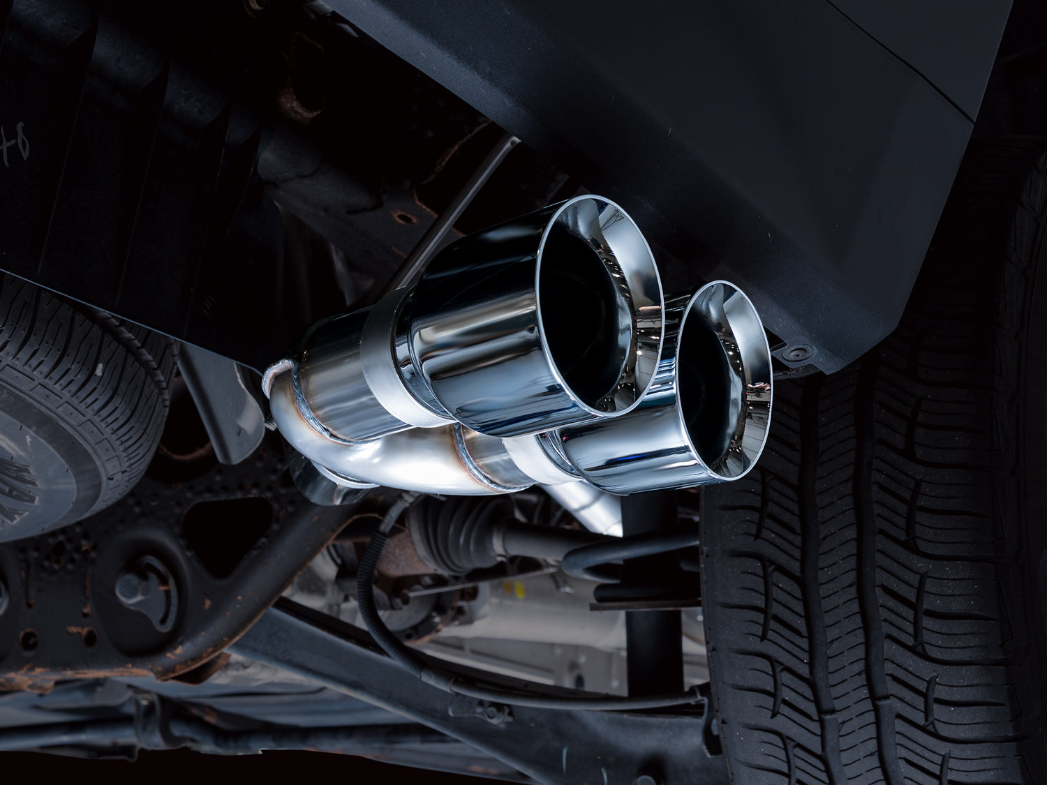 AWE Exhaust for the GMT T1XX Tahoe/Suburban/Yukon/Yukon XL 5.3L