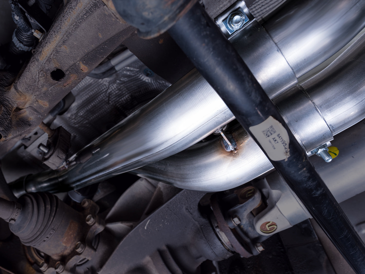 AWE 0FG Exhaust for GMT T1XX Tahoe/Suburban/Yukon/Yukon XL 6.2L