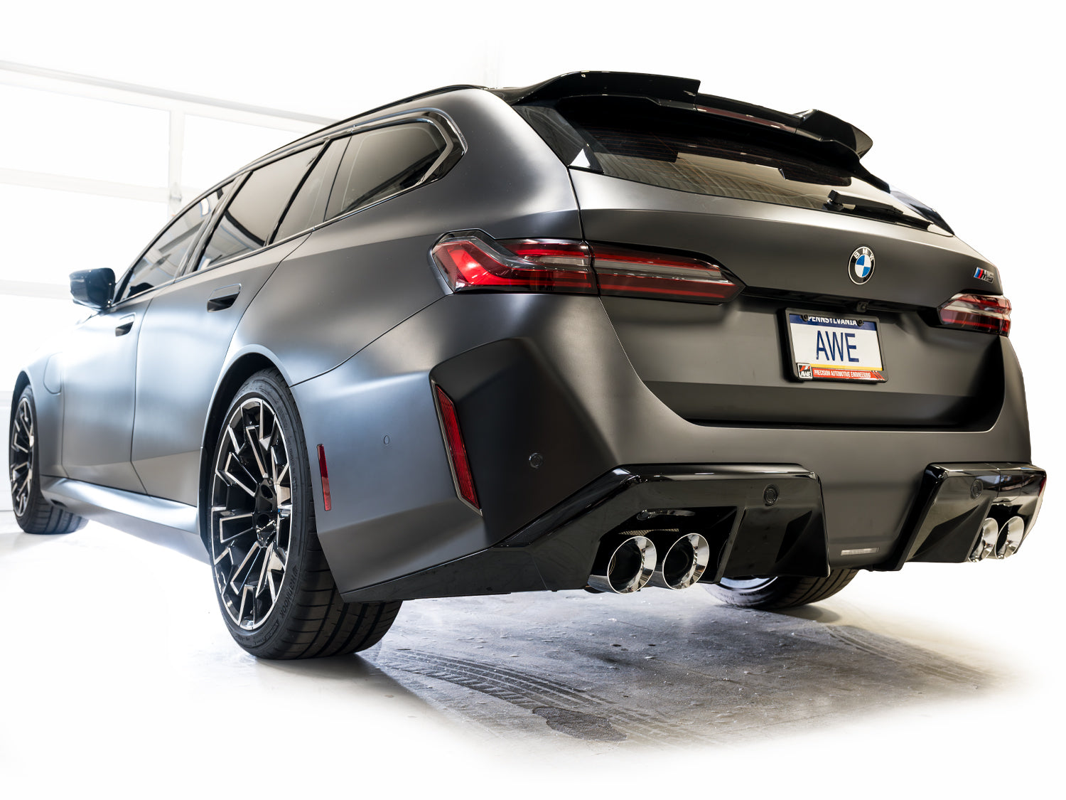 AWE Exhaust Suite for BMW G9X M5