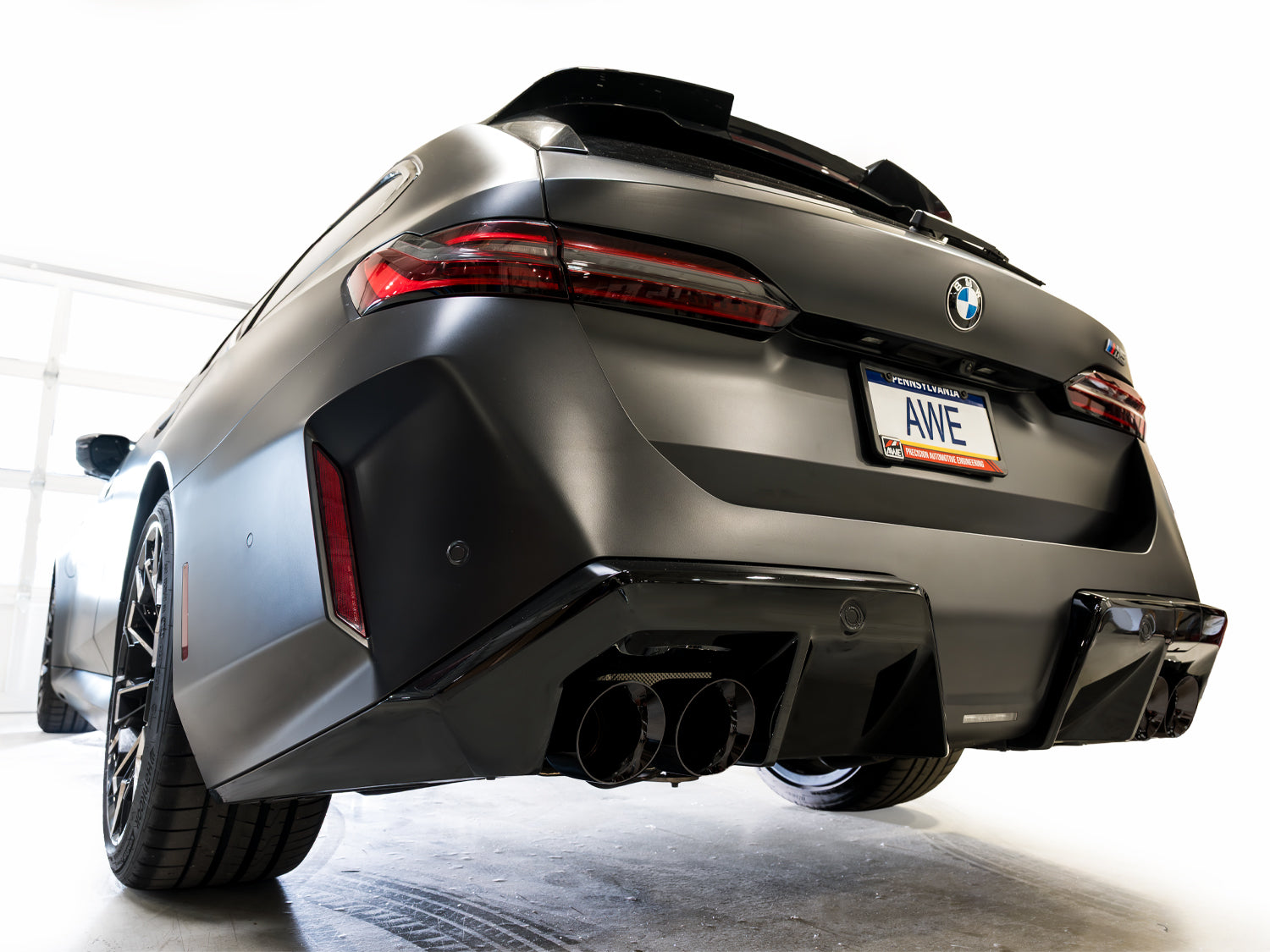 AWE Exhaust Suite for BMW G9X M5