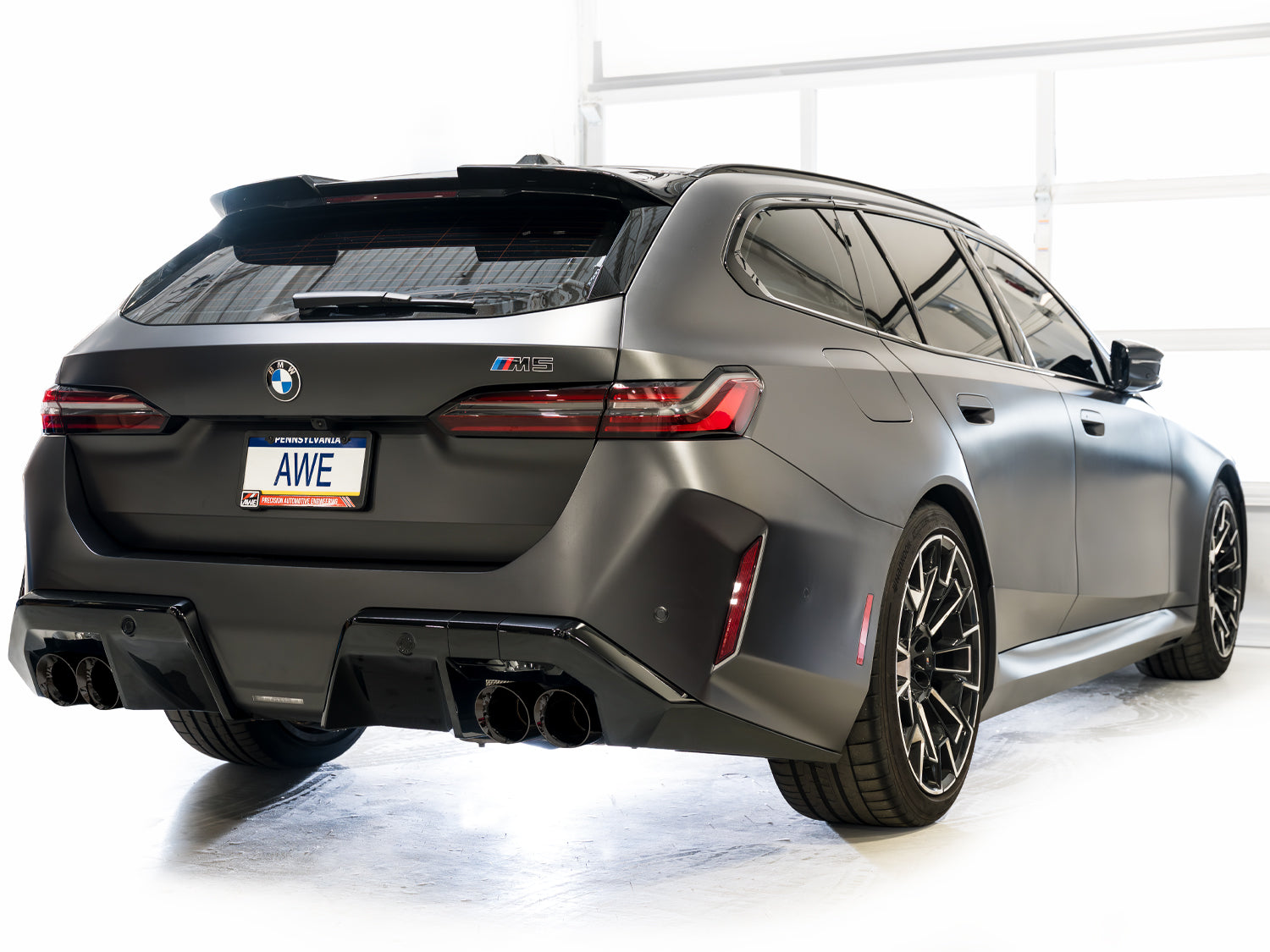 AWE Exhaust Suite for BMW G9X M5