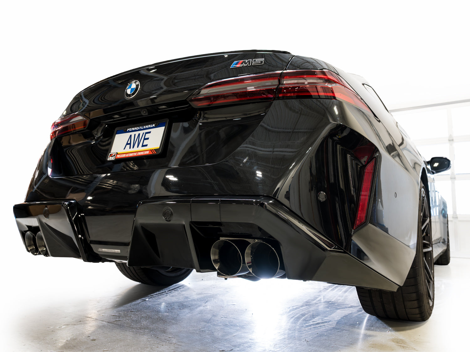 AWE Exhaust Suite for BMW G9X M5